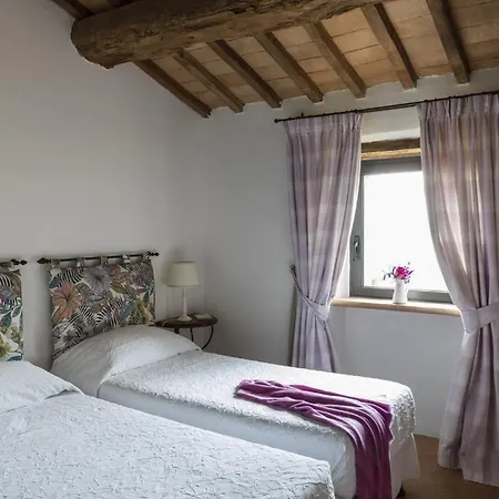 فيلة Sleeps 18 Pool Air Con Wifi Palazzo Guglielmi