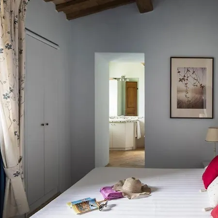 فيلة Sleeps 18 Pool Air Con Wifi Palazzo Guglielmi