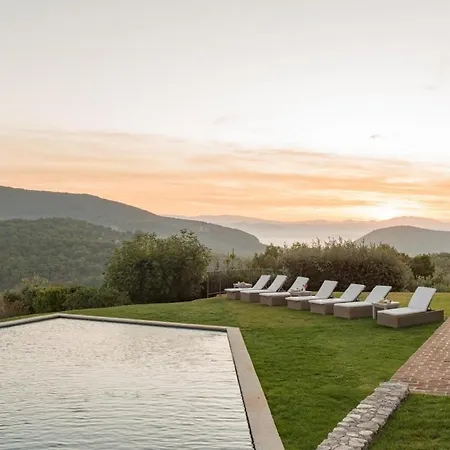 Sleeps 18 Pool Air Con Wifi Palazzo Guglielmi